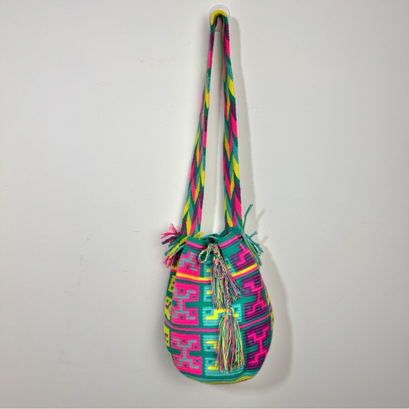 Authentic Wayuu boho bucket Crossbody bag hand woven cotton Multicolor - Picture 4 of 11